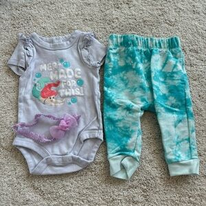 3-6M Disney Baby Ariel Little Mermaid Onesie w/ Headband & Pants